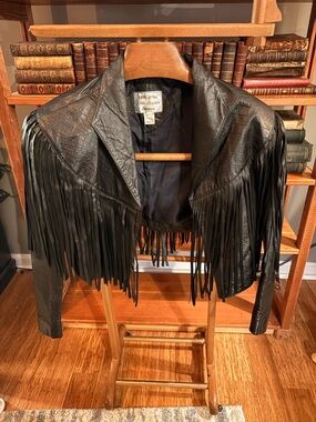 Vintage Fringed Black Leather Jacket - Western Style By Star Leather Size M USA